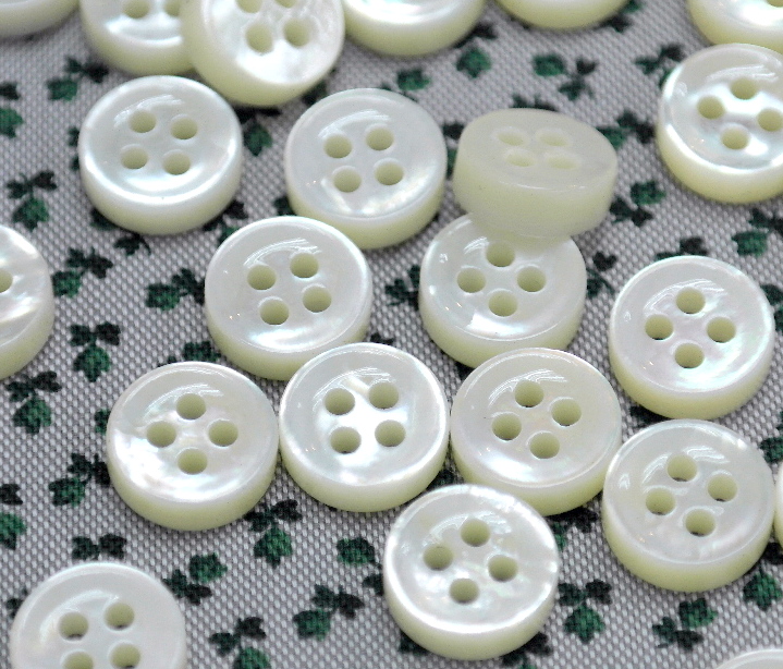 Mother of Pearl Buttons