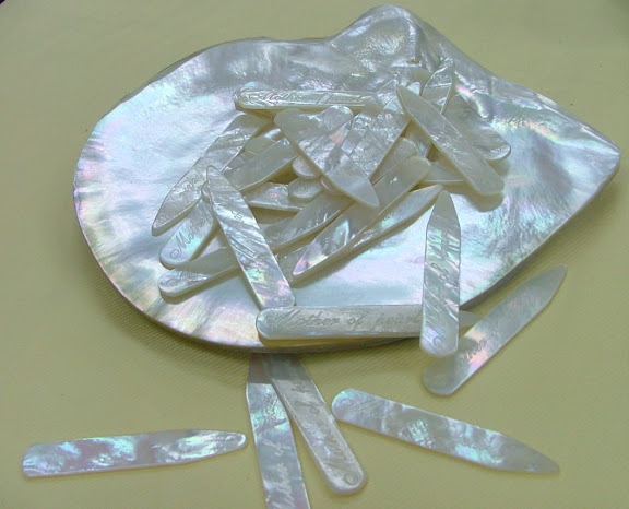 Mother of Pearl Collar Stays